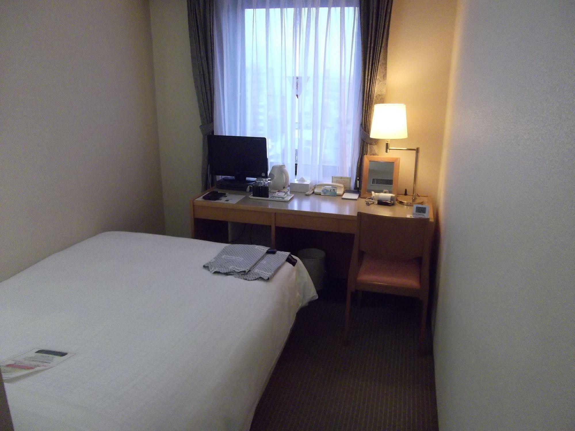 Ichikawa Grand Hotel Zewnętrze zdjęcie